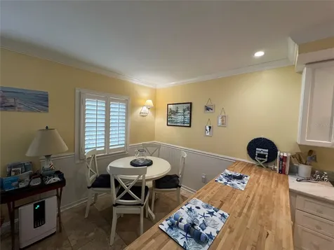 5164 Beach Drive SE St Petersburg FL 33705