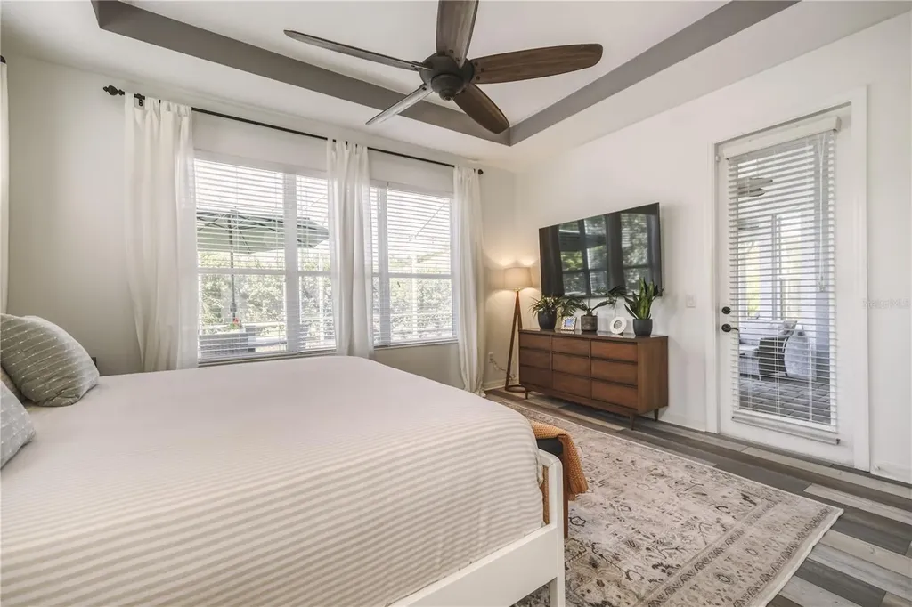 5546 Whitehead Street Bradenton FL 34203