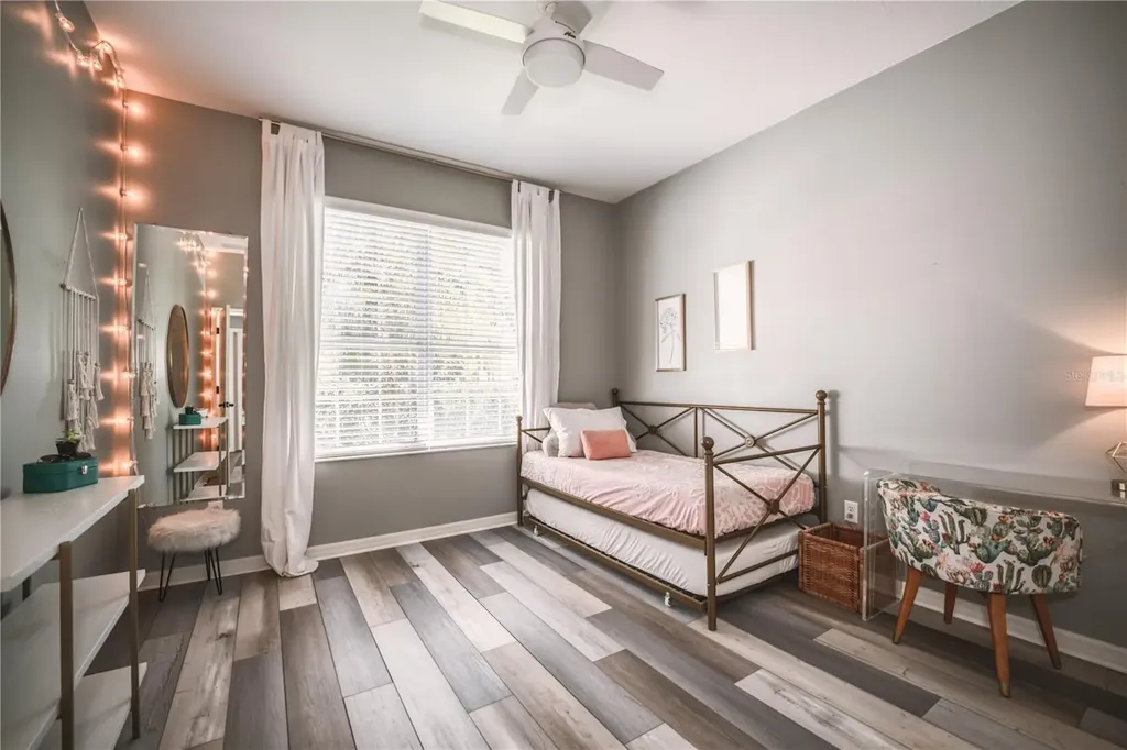 5546 Whitehead Street Bradenton FL 34203