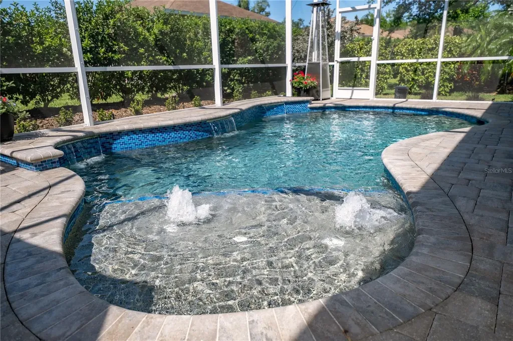 5546 Whitehead Street Bradenton FL 34203