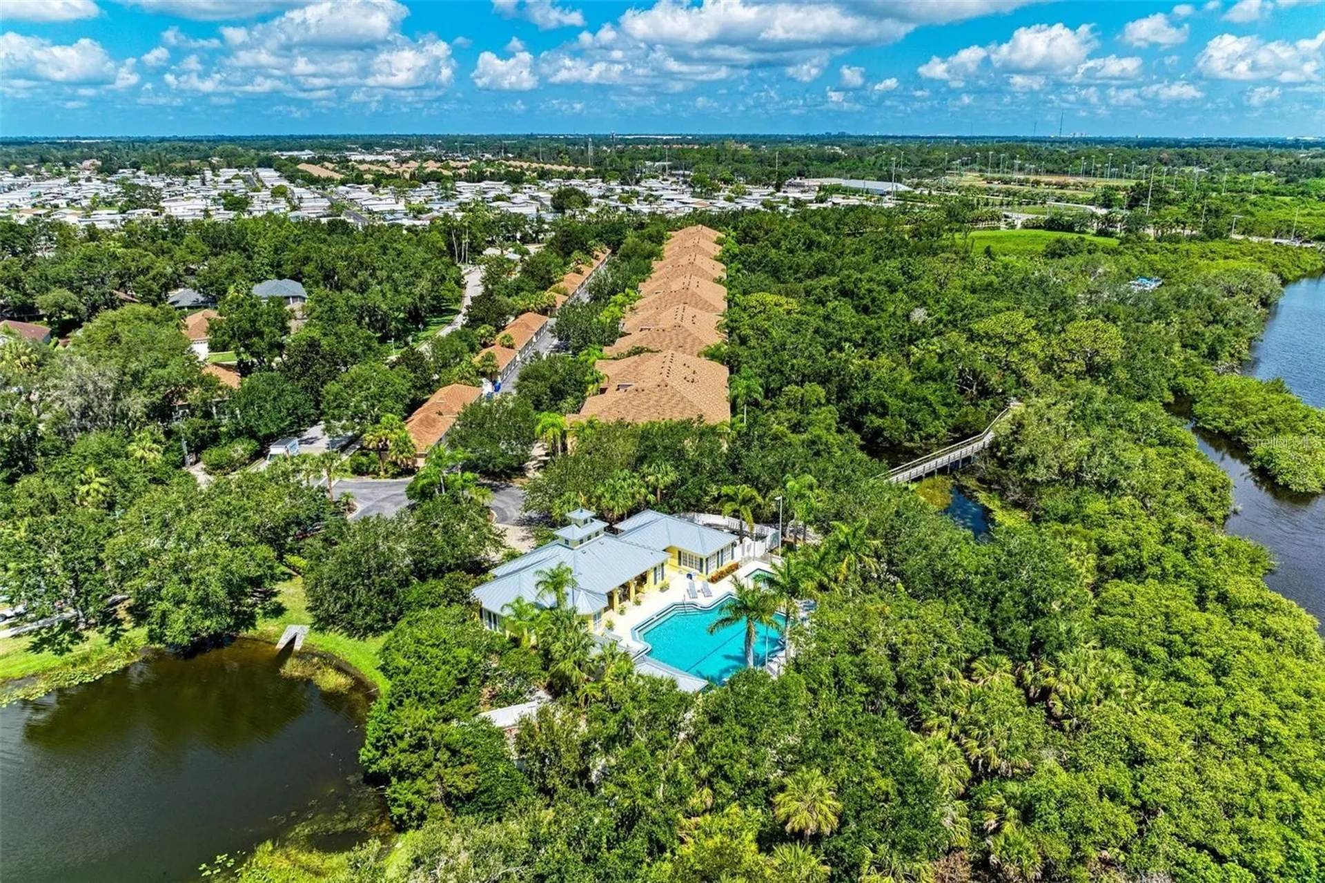 5546 Whitehead Street Bradenton FL 34203