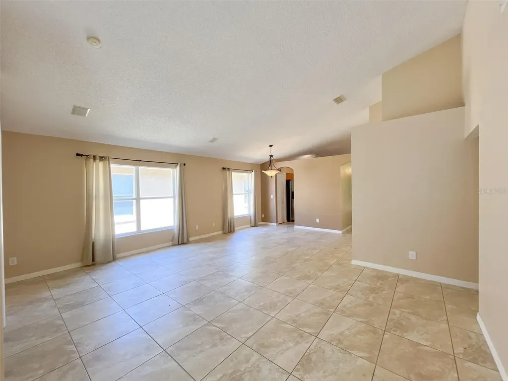 4397 King Edward Drive Orlando FL 32826