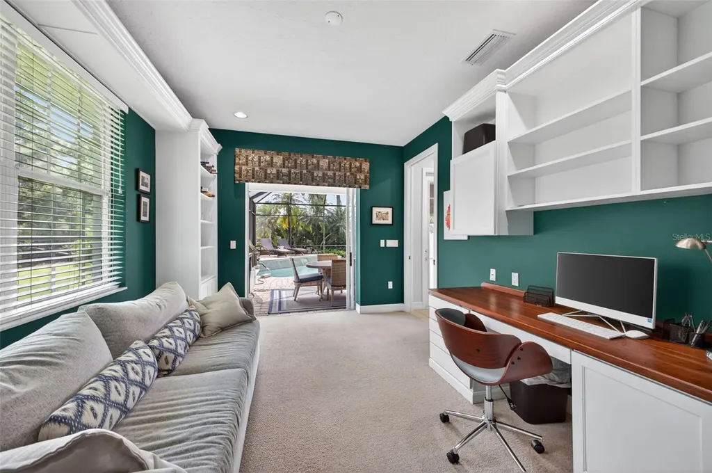6724 The Masters Avenue Lakewood Ranch FL 34202