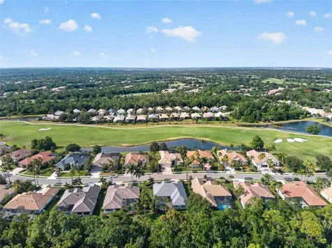 6724 The Masters Avenue Lakewood Ranch FL 34202