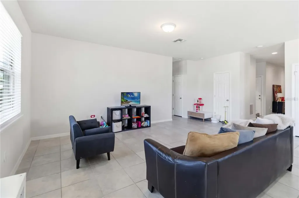 17241 Goldcrest Loop Clermont FL 34714