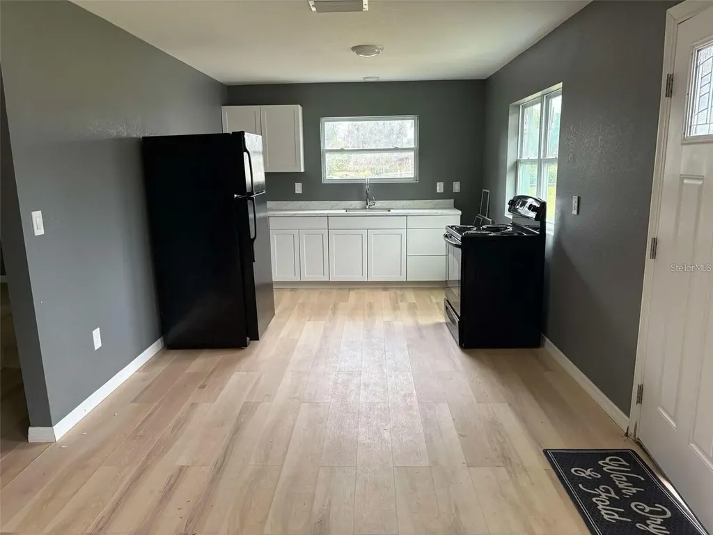 1025 N Clara Avenue Deland FL 32720