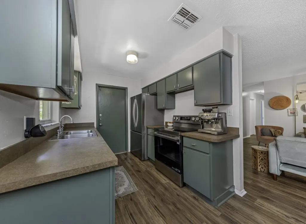 416 N Washington Avenue Clearwater FL 33755