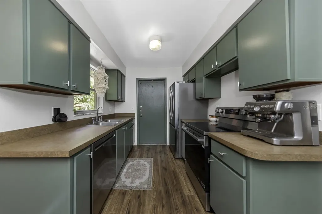 416 N Washington Avenue Clearwater FL 33755