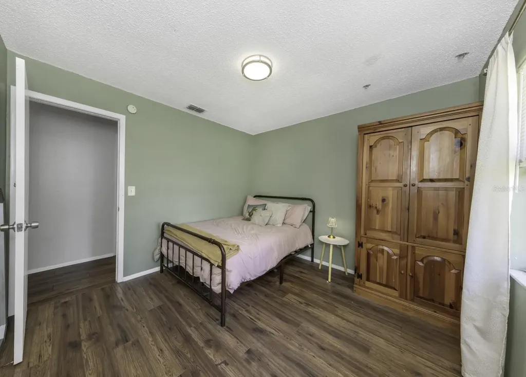 416 N Washington Avenue Clearwater FL 33755