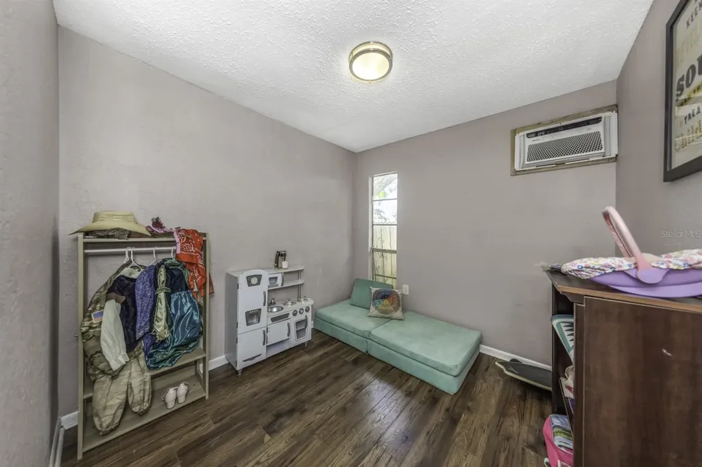 416 N Washington Avenue Clearwater FL 33755