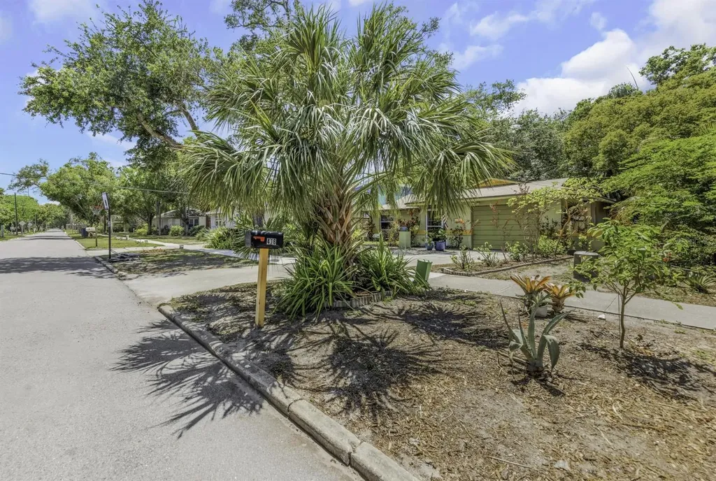 416 N Washington Avenue Clearwater FL 33755