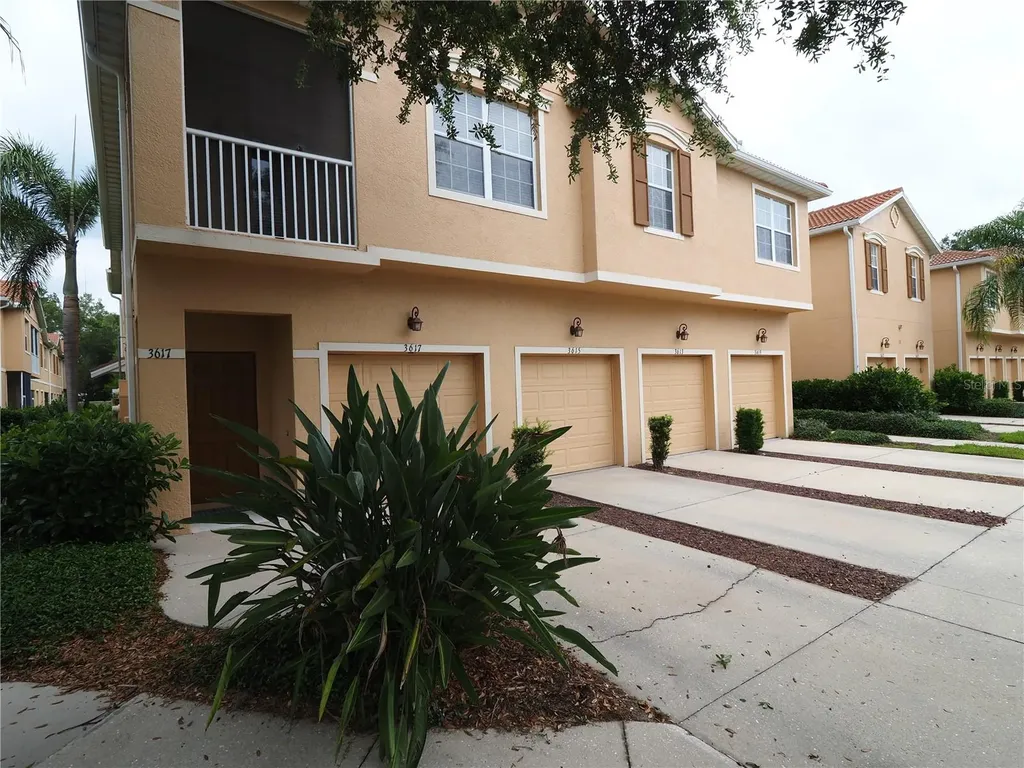 3617 Parkridge Circle Sarasota FL 34243