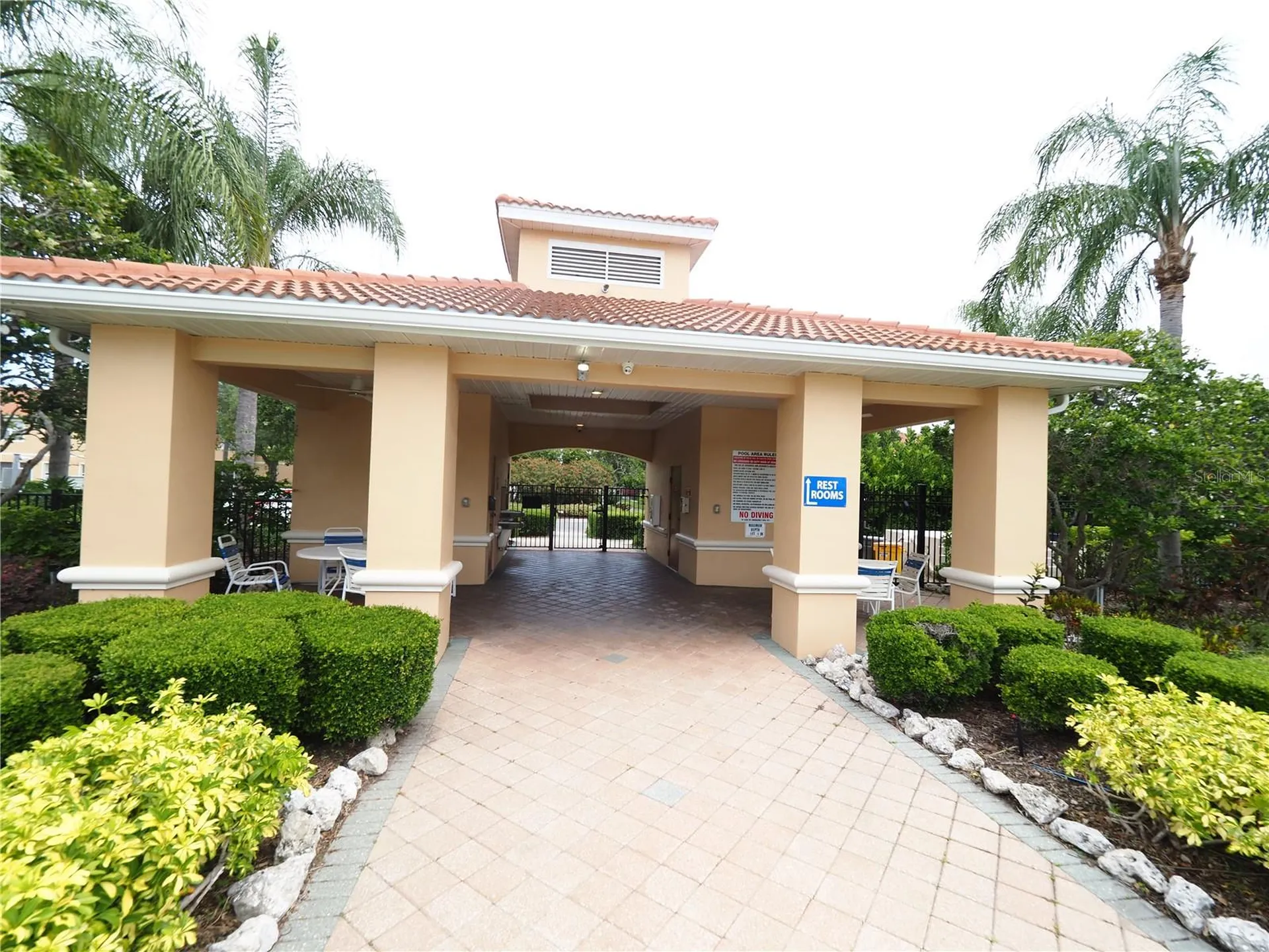 3617 Parkridge Circle Sarasota FL 34243