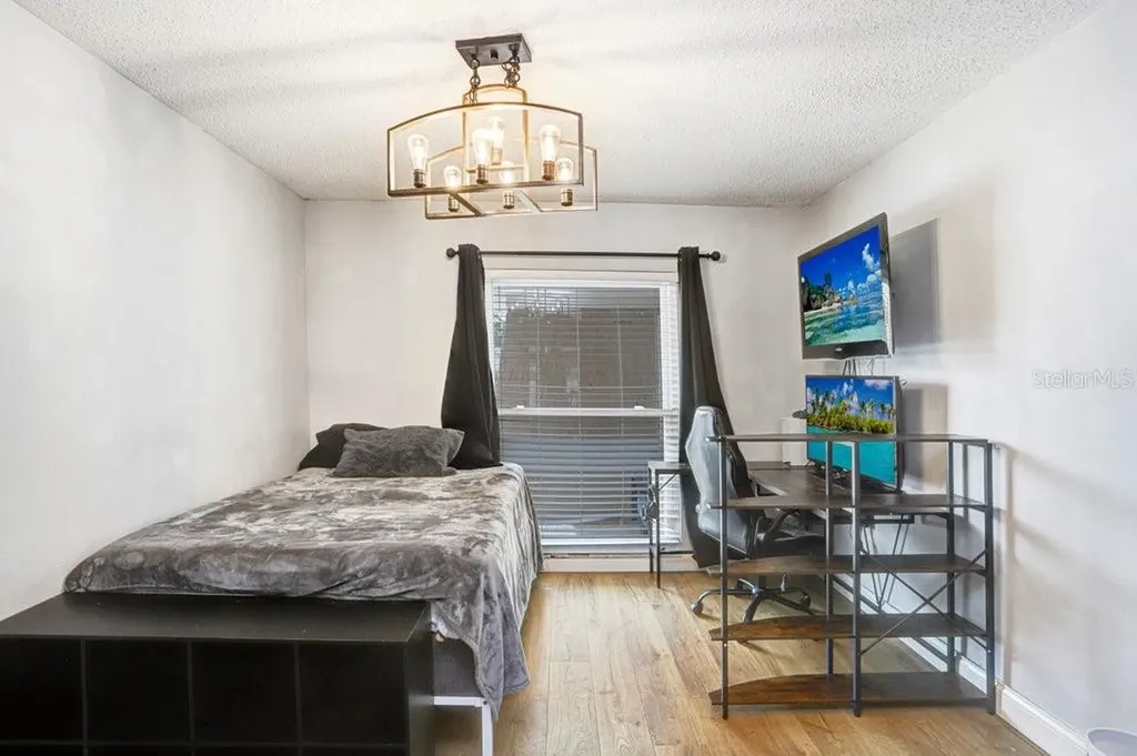 1204 Lady Guinevere Drive Valrico FL 33594