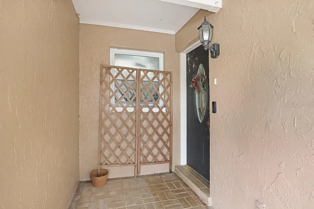 1204 Lady Guinevere Drive Valrico FL 33594