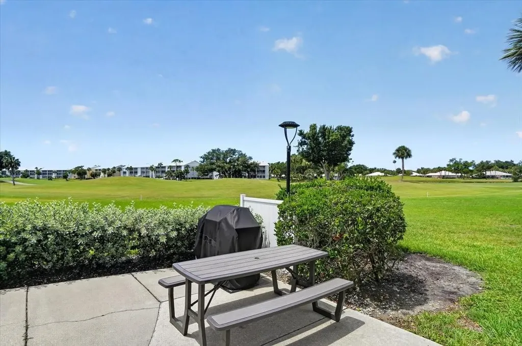 1040 Wexford Boulevard Venice FL 34293