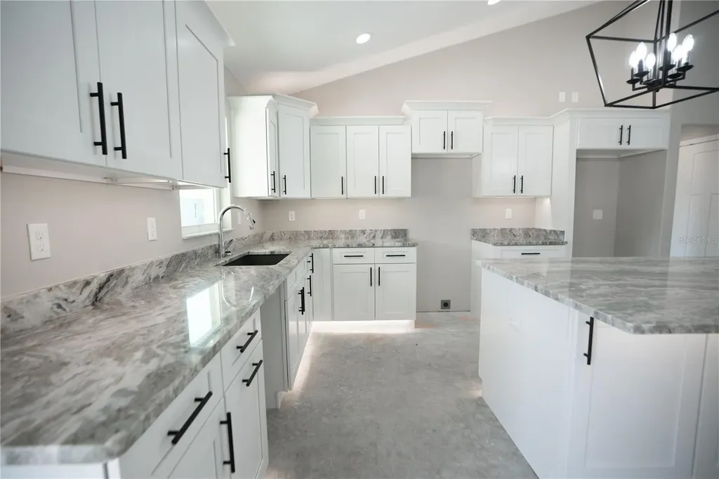 6595 SW 179th Court Road Dunnellon FL 34432