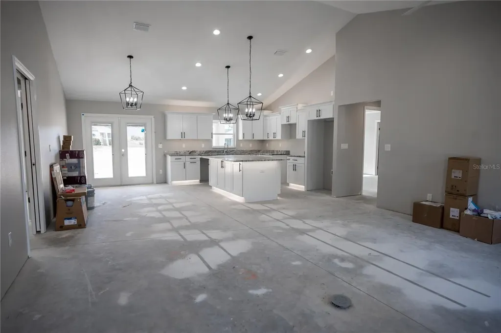 6595 SW 179th Court Road Dunnellon FL 34432