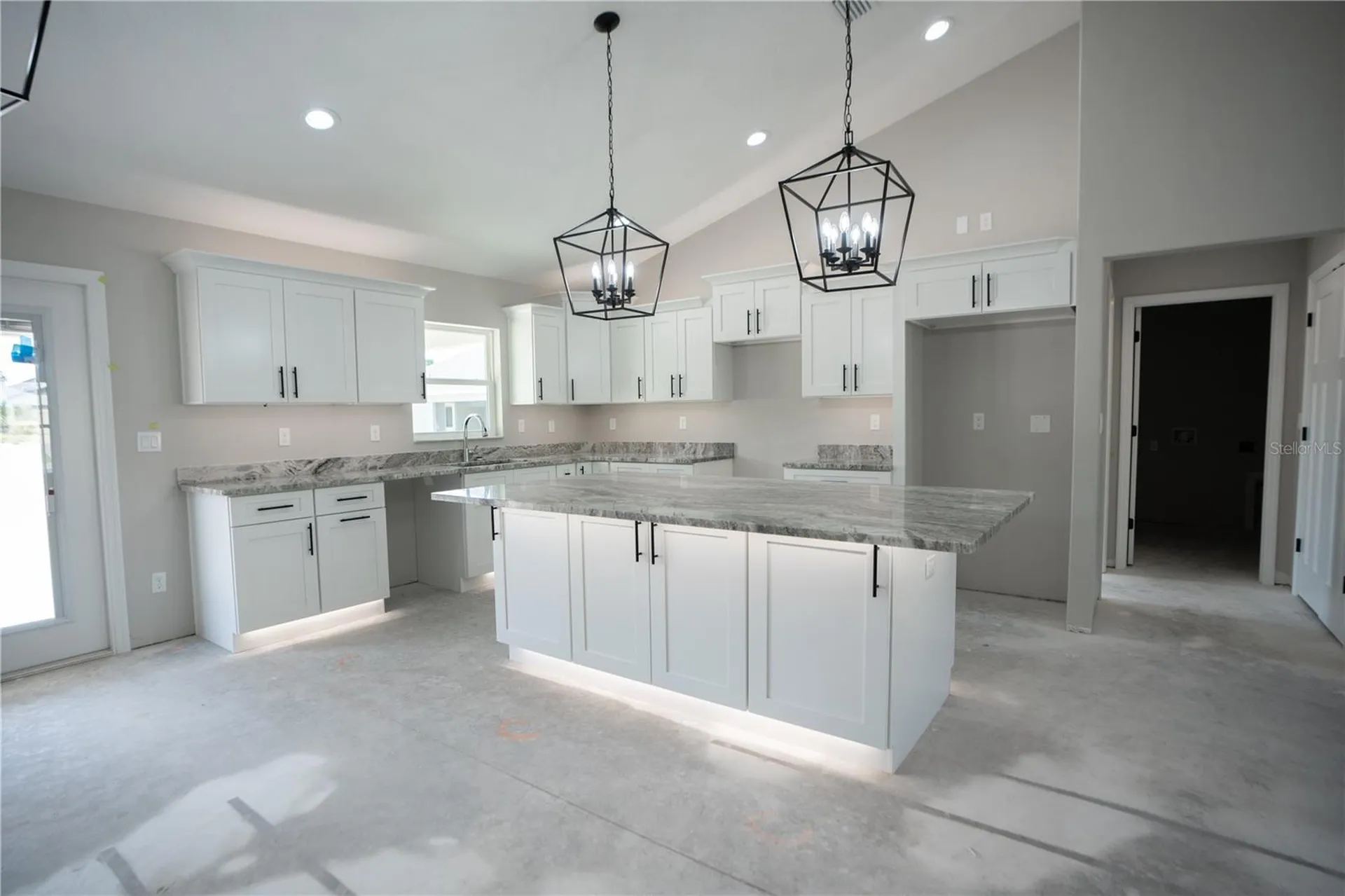 6595 SW 179th Court Road Dunnellon FL 34432
