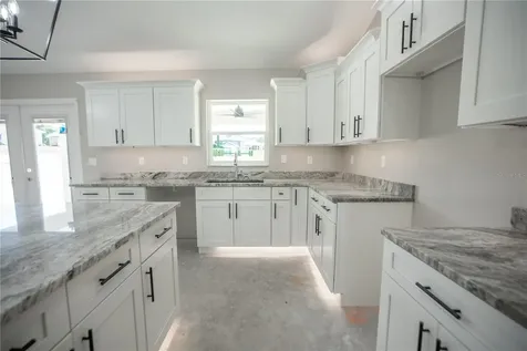 6595 SW 179th Court Road Dunnellon FL 34432