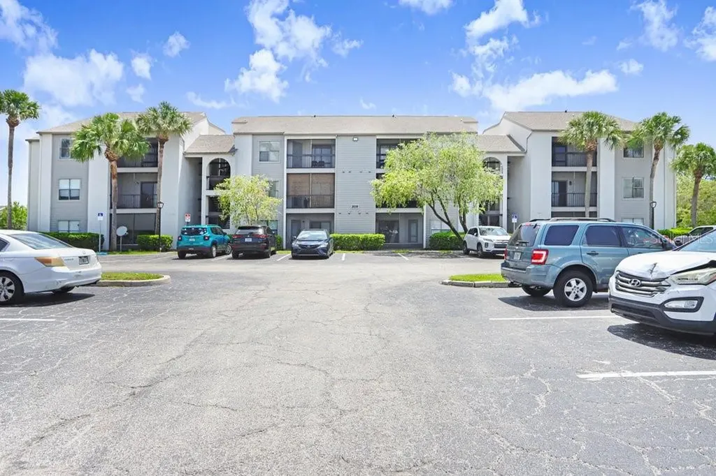 2030 Cascades Boulevard Kissimmee FL 34741