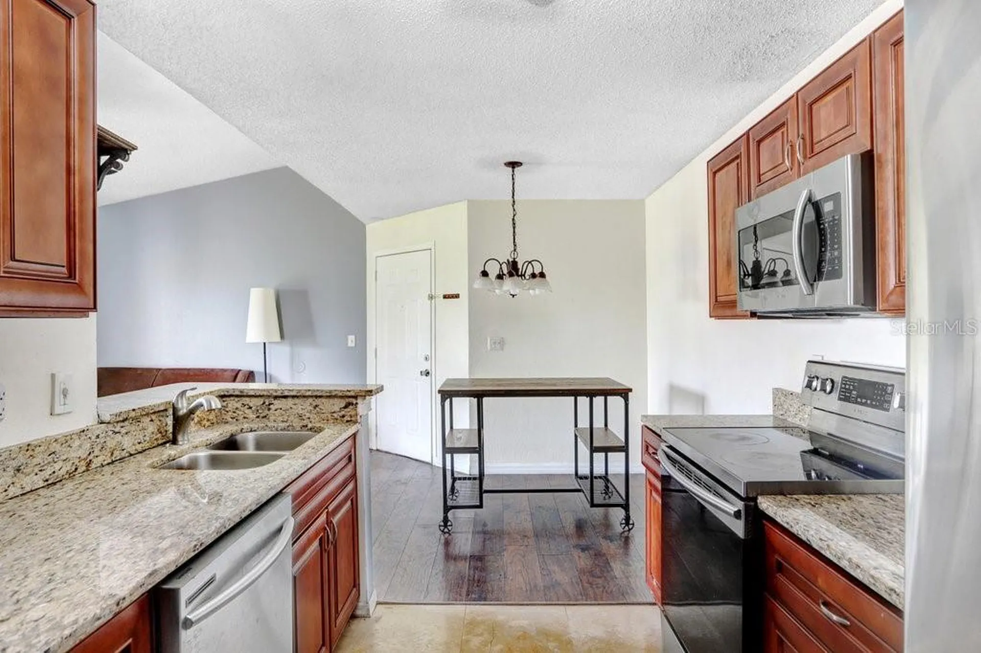 2030 Cascades Boulevard Kissimmee FL 34741
