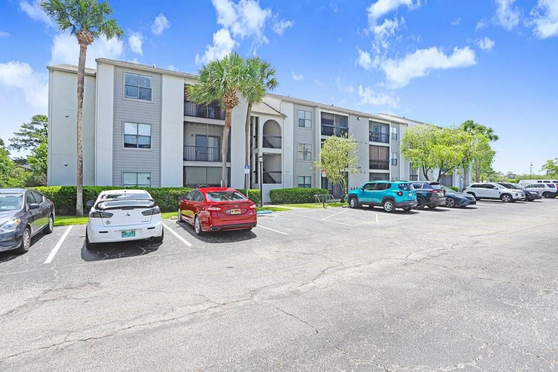 2030 Cascades Boulevard Kissimmee FL 34741