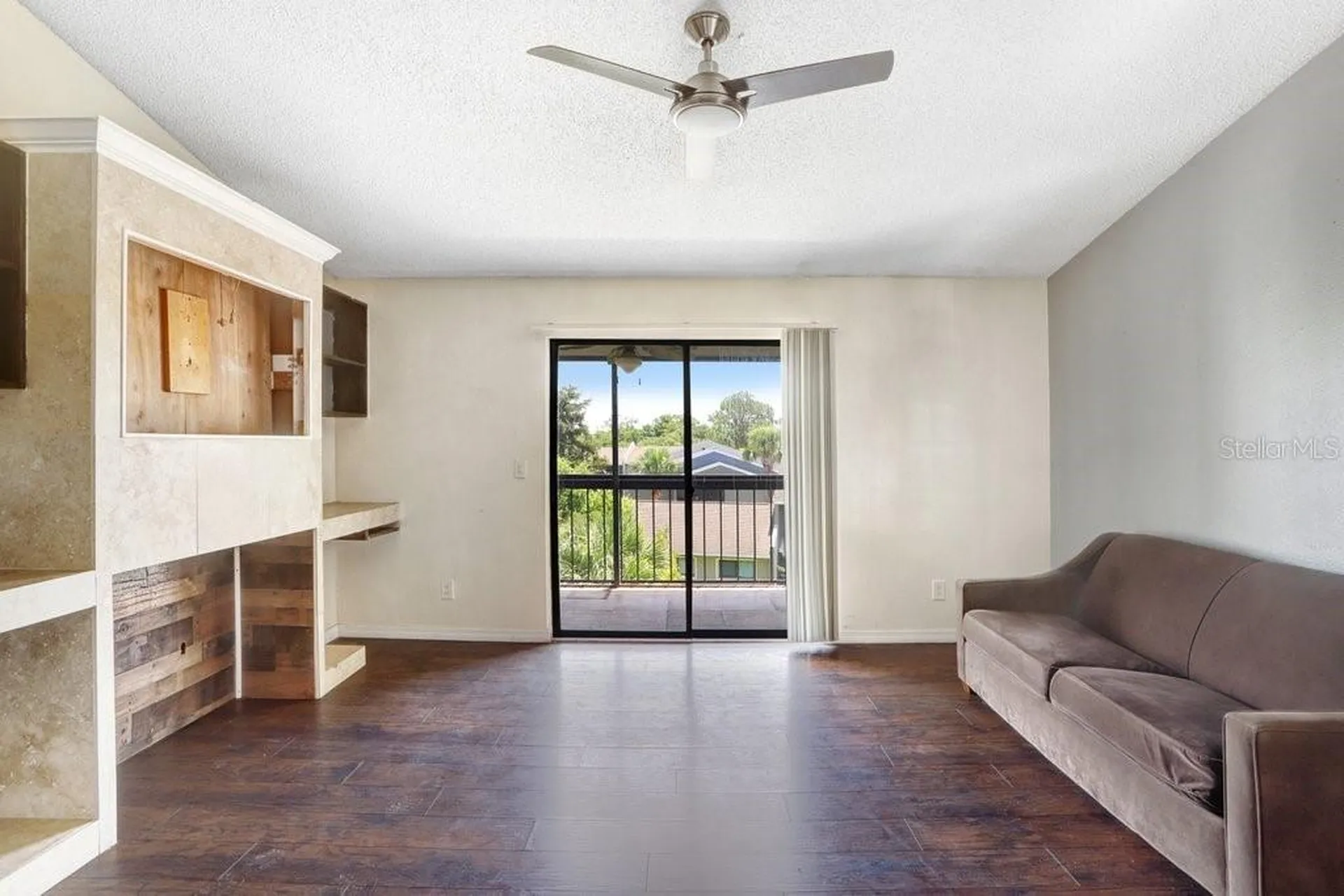 2030 Cascades Boulevard Kissimmee FL 34741