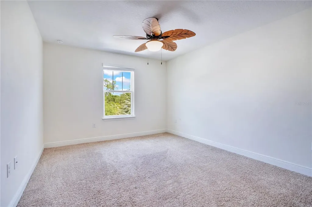 9009 Palm Key Avenue Oldsmar FL 34677