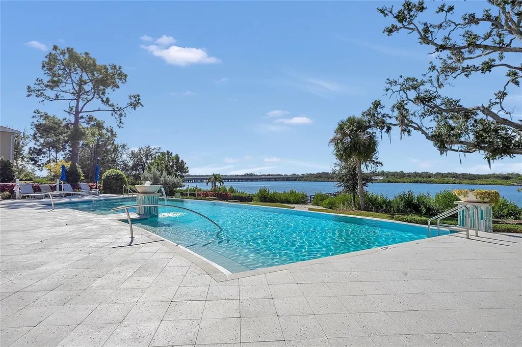 9009 Palm Key Avenue Oldsmar FL 34677