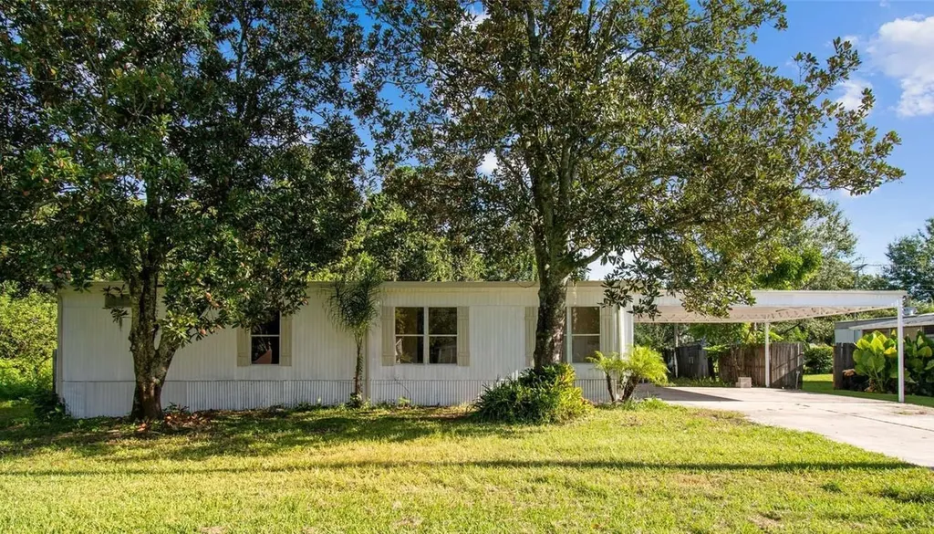 3302 Peachtree Hill Road Lakeland FL 33801