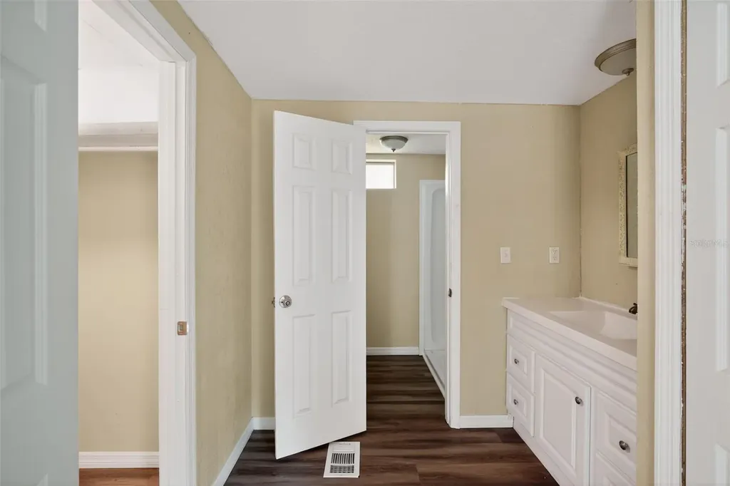 3302 Peachtree Hill Road Lakeland FL 33801