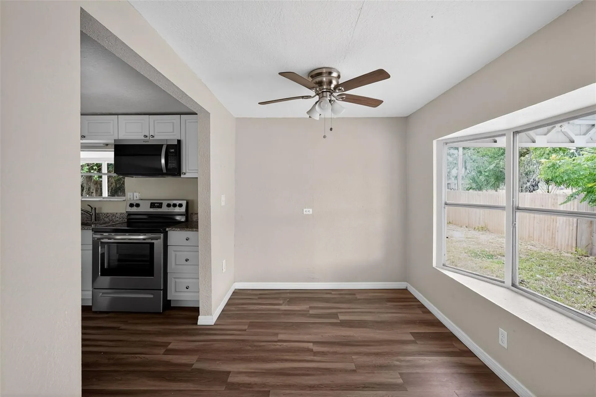 3302 Peachtree Hill Road Lakeland FL 33801