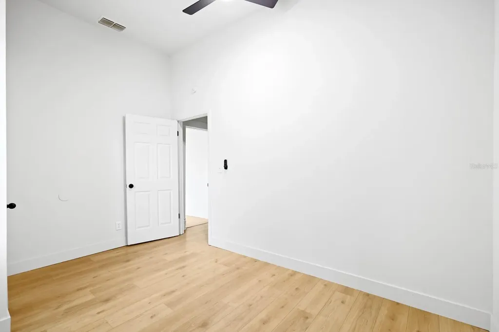 2006 E Columbus Drive Tampa FL 33605