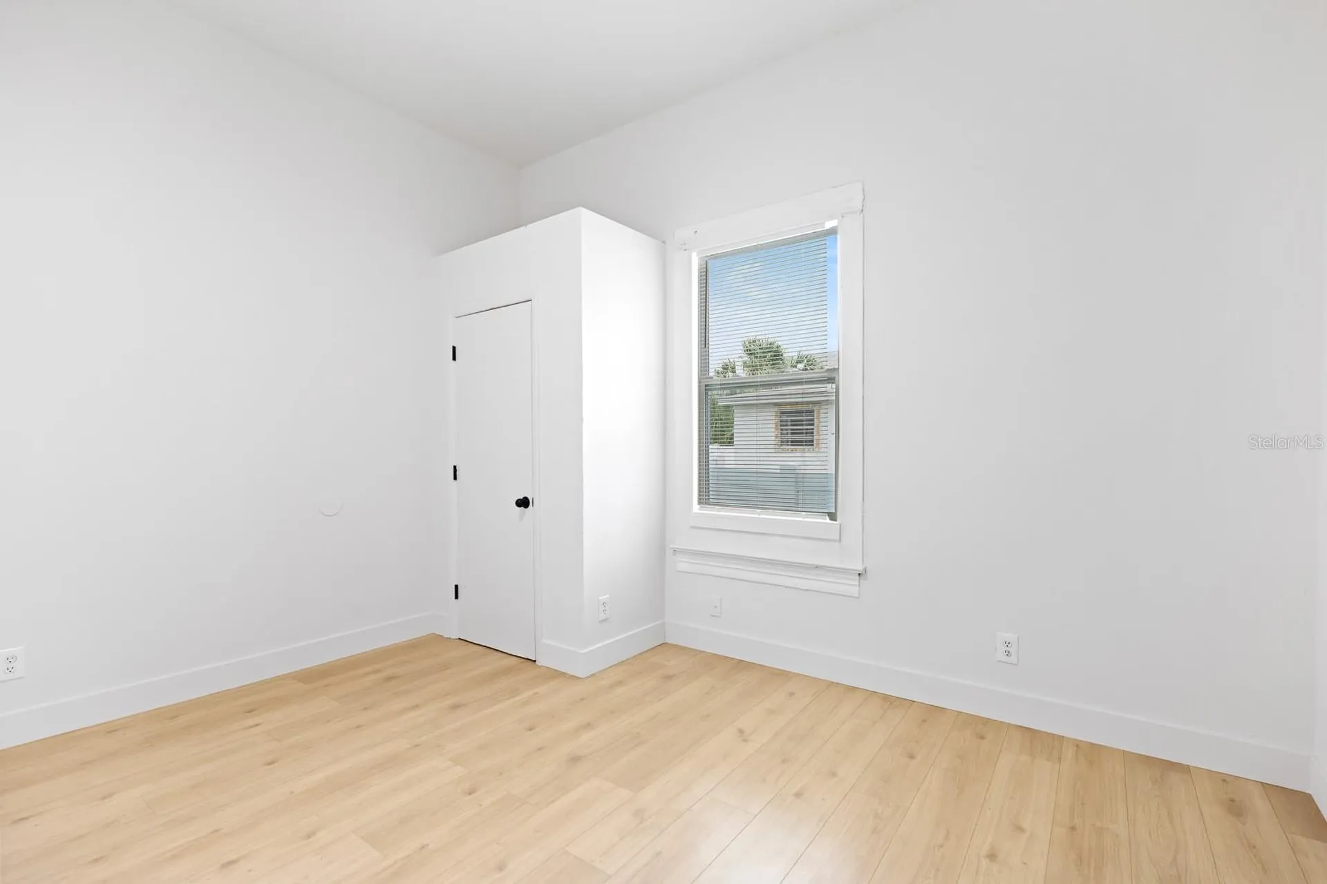2006 E Columbus Drive Tampa FL 33605