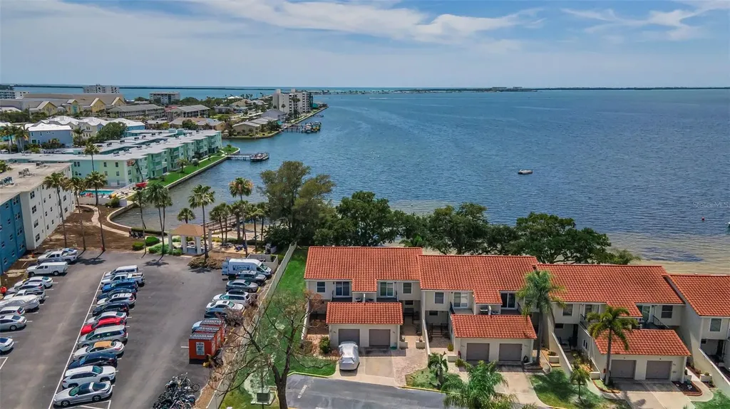 2700 Bayshore Boulevard Dunedin FL 34698