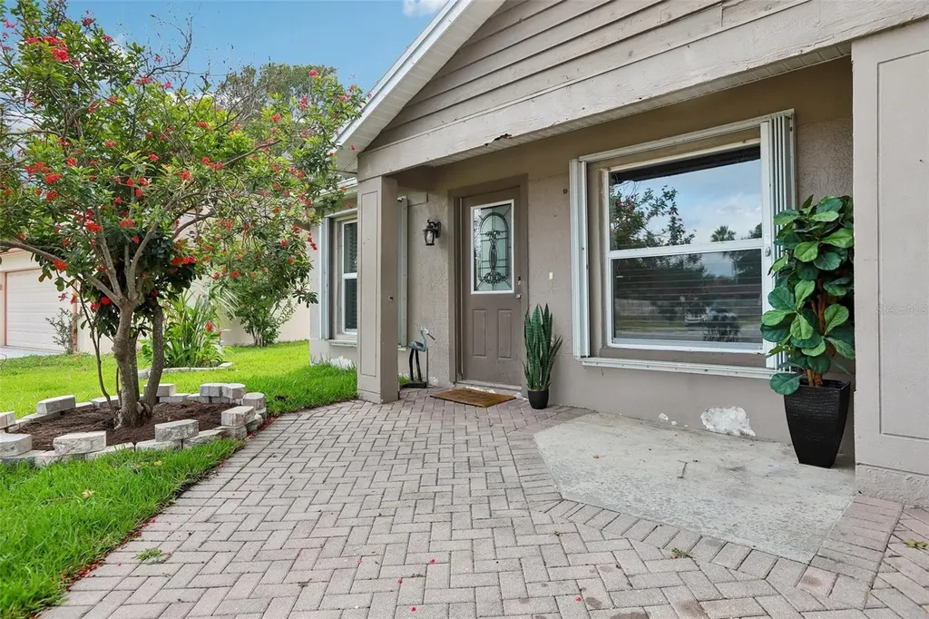 1525 Kestrel Way Brandon FL 33511