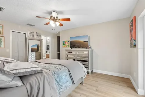 1525 Kestrel Way Brandon FL 33511