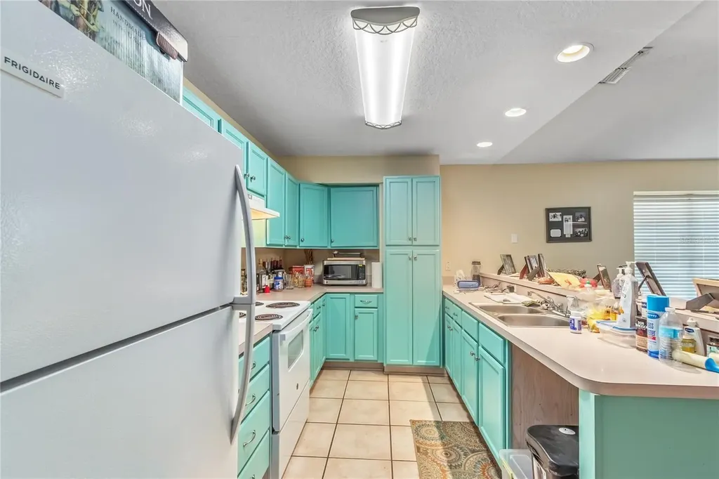 6157 W Highway 329 Reddick FL 32686