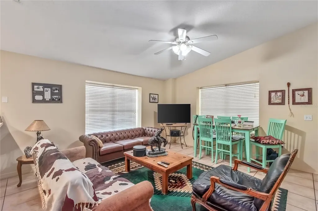 6157 W Highway 329 Reddick FL 32686