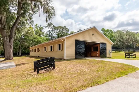 6157 W Highway 329 Reddick FL 32686