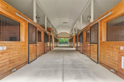 6157 W Highway 329 Reddick FL 32686