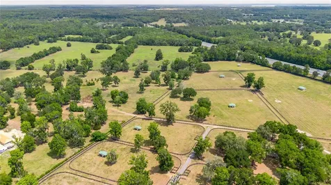 6157 W Highway 329 Reddick FL 32686