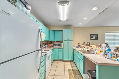 6157 W Highway 329 Reddick FL 32686