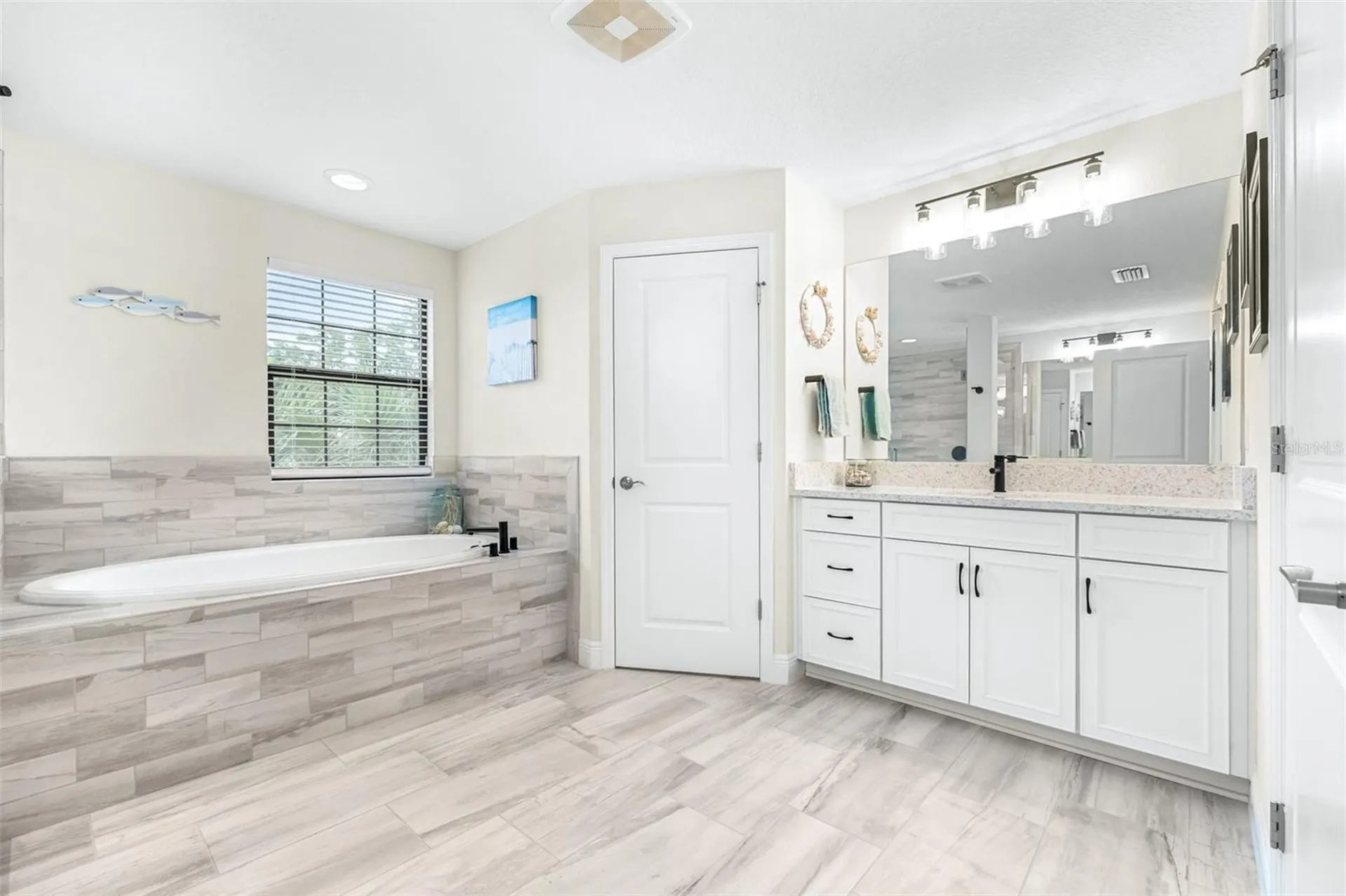 21896 Emory Oak Place Land O Lakes FL 34637