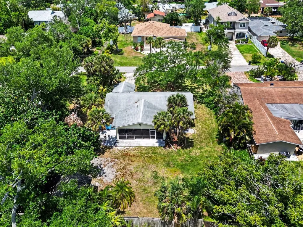 413 Pameto Road Nokomis FL 34275