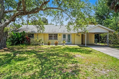 413 Pameto Road Nokomis FL 34275