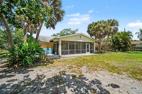 413 Pameto Road Nokomis FL 34275