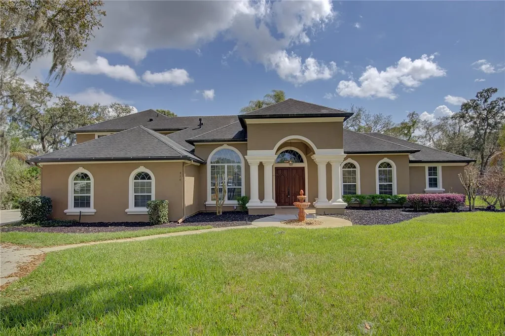 916 Mills Estate Place Chuluota FL 32766