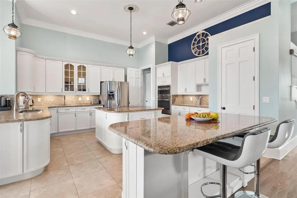 1641 Edgewater Drive Mount Dora FL 32757
